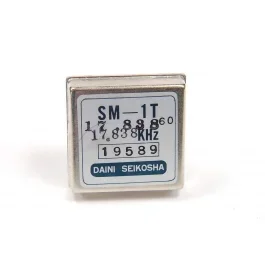 DAINI SEIKOSHA – SM-1T/17.838KHZ – Oscillator module. 17.838KHz.