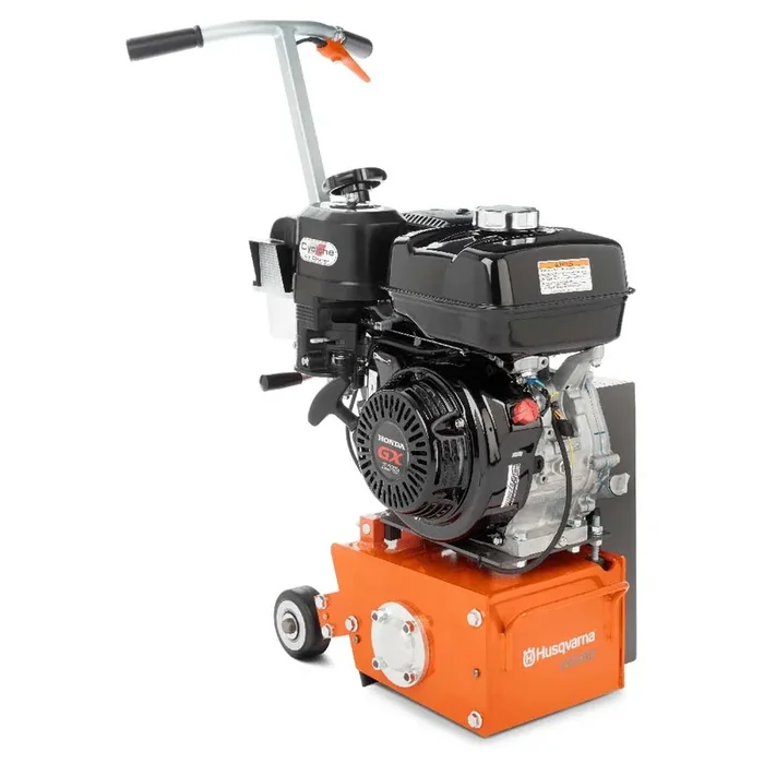 Husqvarna CG 200 Gas Scarifier