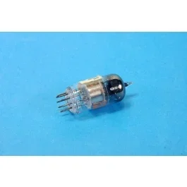 TEKTRONIX – 5879 – Tube. Triode-Pentode. Matched set 5879.